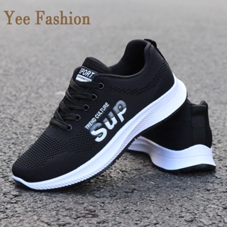 YEE Fashion  รองเท้าผ้าใบผู้ชาย รองเท้าลำลองผู้ชาย  ท้าผ้าใบแฟชั่น สไตล์เกาหลี กีฬากลางแจ้ง ทำงาน ท้าลำลอง รุ่นใหม่ สวย High quality ทันสมัย XYD23902LU 37Z230910