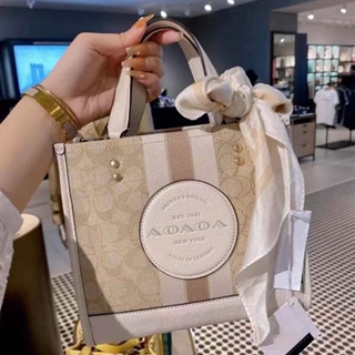 Bag woman 2023 new style slant arm hundred-style presbyopia embroidery tote bag champagne bud handbag shopping bag