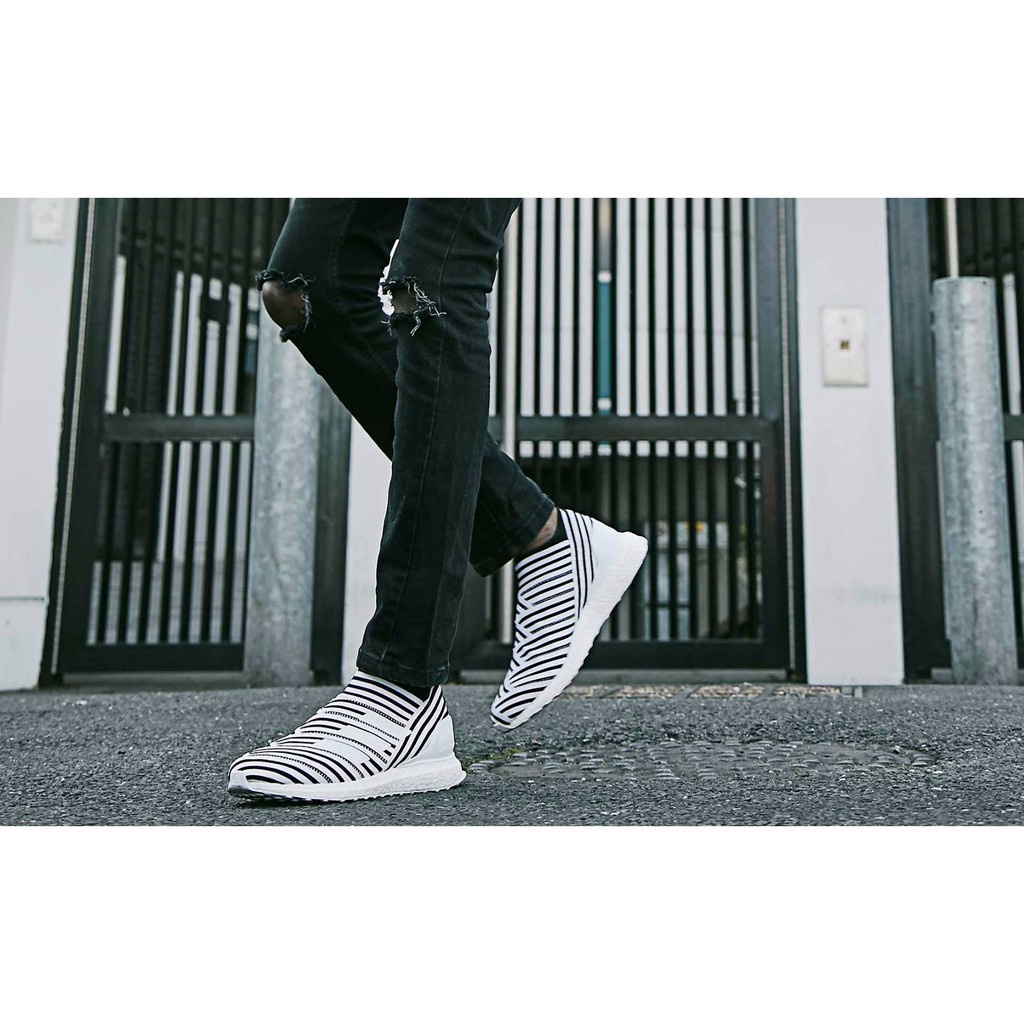 yeezy boost 350v2 linen