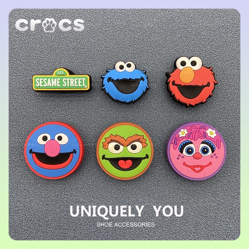 jibbitz crocs Kaws crocs jibbitz jibbitz crocs เกาหลี jibbitz set