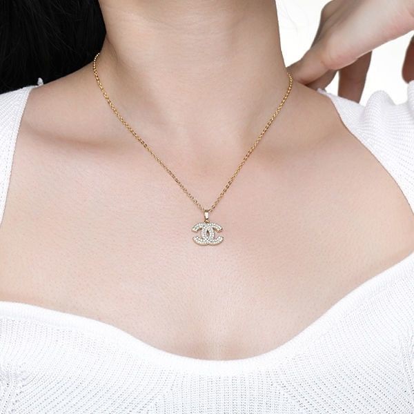 2023-new-letter-small-fragrance-light-luxury-necklace-female-minority-high-end-ins-full-drill-sweater-chain-simple-necklace