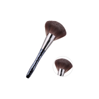 NEE CARA TAPERED FAN BRUSH (N900) : neecara นีคาร่า แปรงแต่งหน้า x 1 ชิ้น abcmall