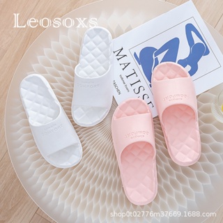 Leosoxs  รองเท้าแตะหญิง รองเท้าแตะ ลำลองสำหรับผู้หญิง พื้นรองเท้าหนามาก  รุ่นใหม่ สบาย สวยงาม ทันสมัย B90H20S 36Z230909