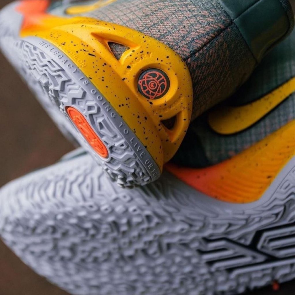 kyrie low sunrise