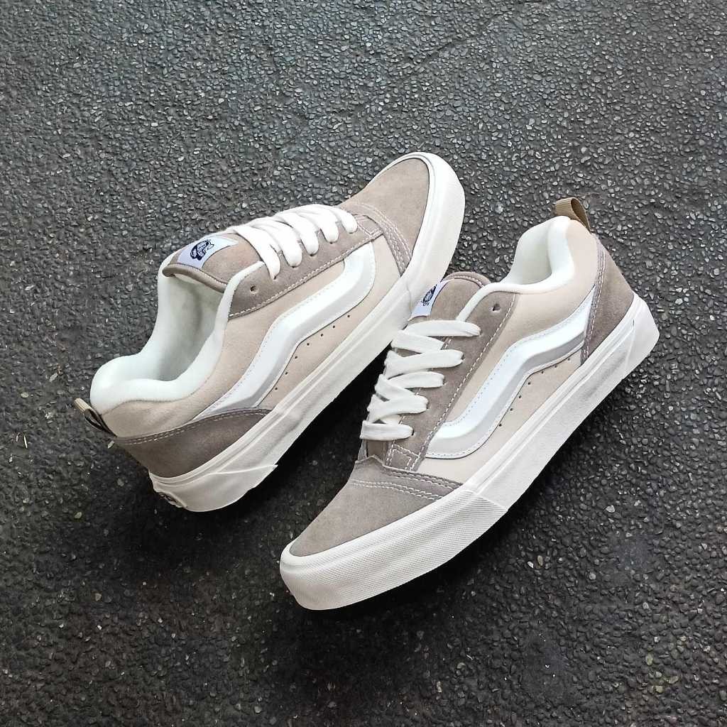 รองเท้า Vans พร้อมถุงเท้าฟรี Original Eqpt ผลิตไม่ใช่คลาส A ร้อย ...