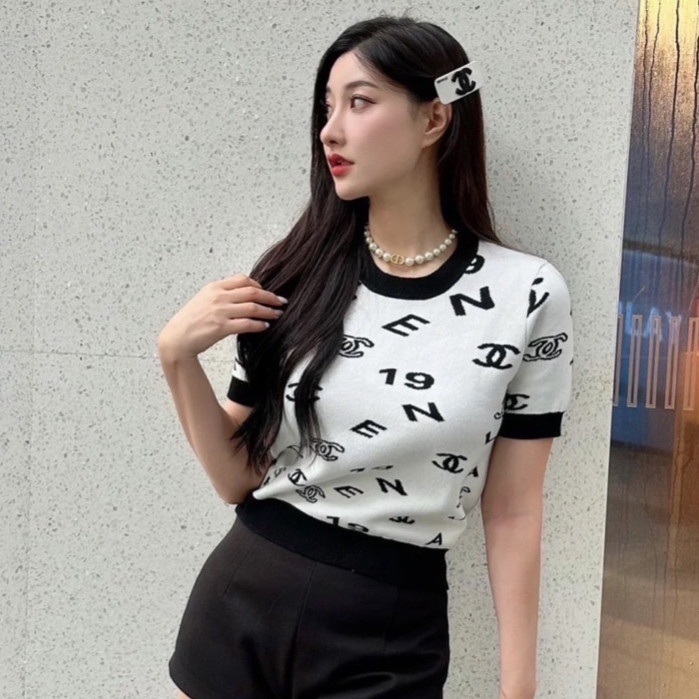 CHANEL KNIT TOP STYLE 61