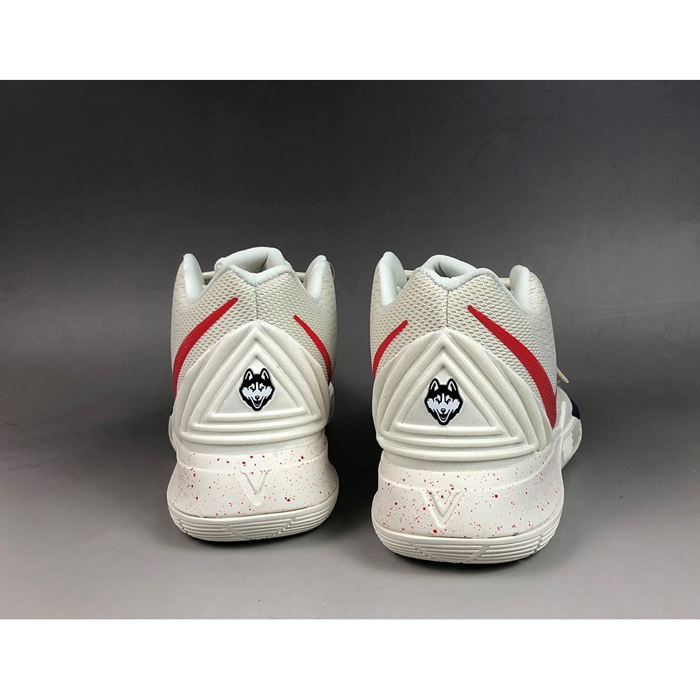 kyrie 5 uconn huskies
