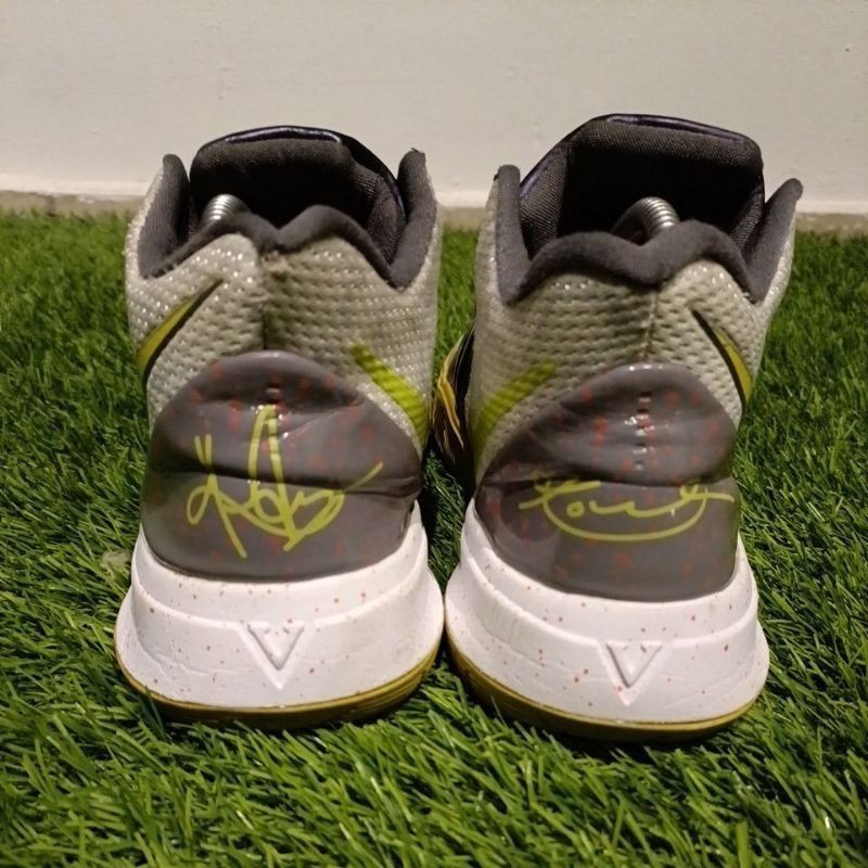 Thanos kyrie 5 new arrivals