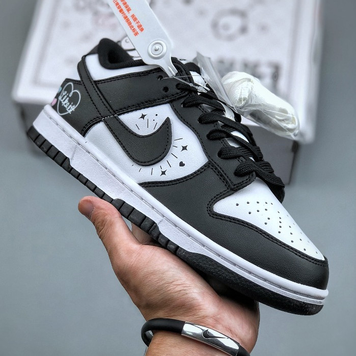 ♞,♘,♙รองเท้าบอร์ด. Nike Sb Dunk Low Panda กราฟฟิตี้ DH4968 100 leisure ...