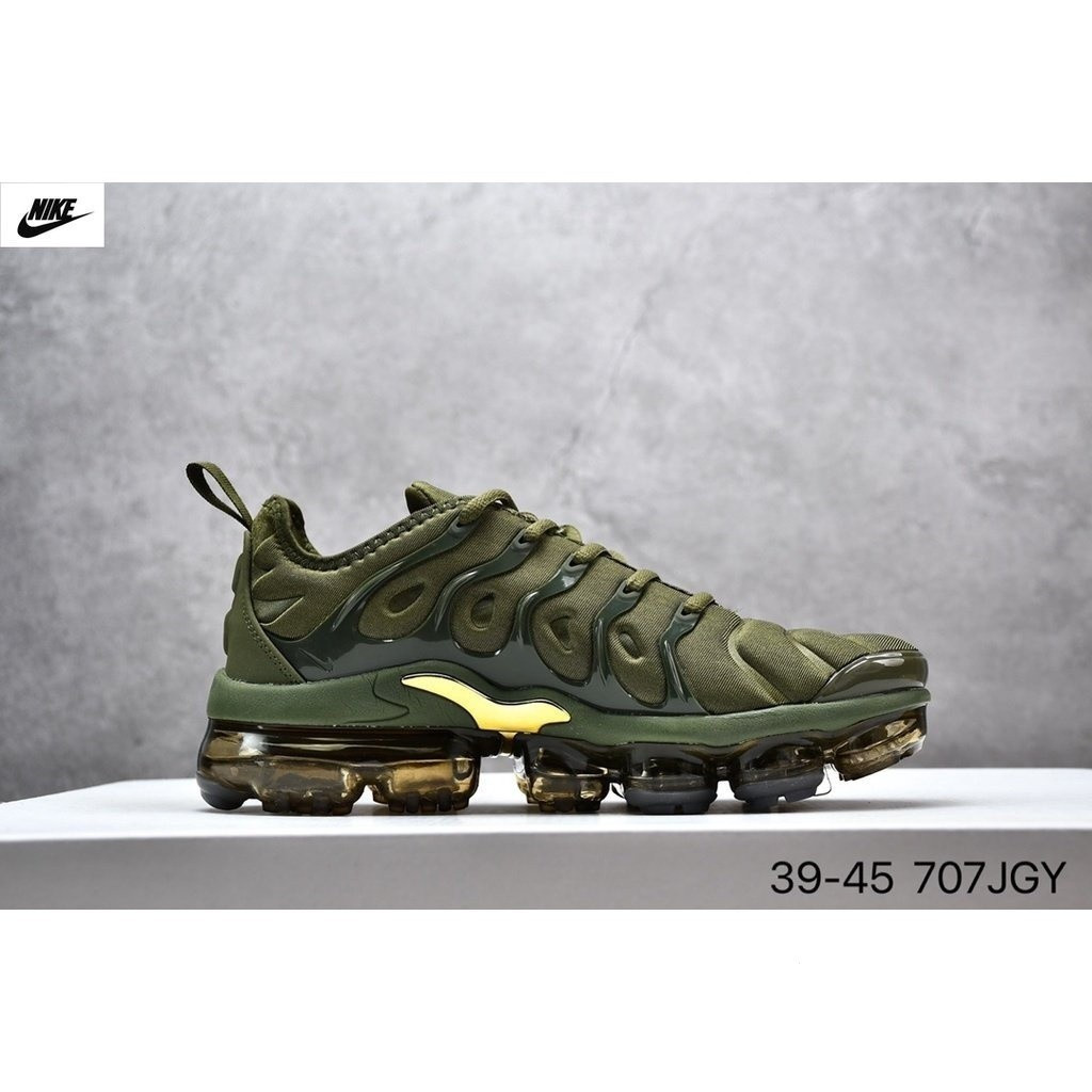 vapormax plus betrue