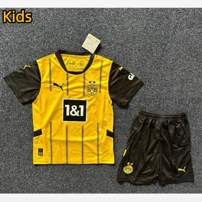 Personalisiertes Bayern Trikot Set - Fußball Dress Mit Name & Nummer Für Kinder & Erwachsene