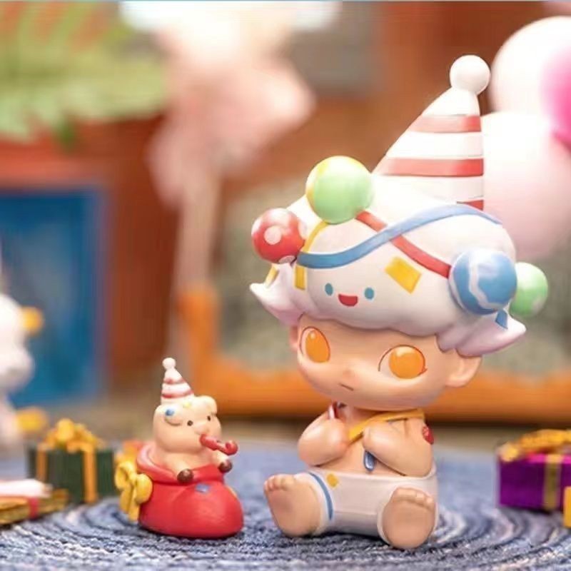P POPMART คุณภาพสูง Dimoo Pet Vacation Series Mystery Box รูปเดสก์
