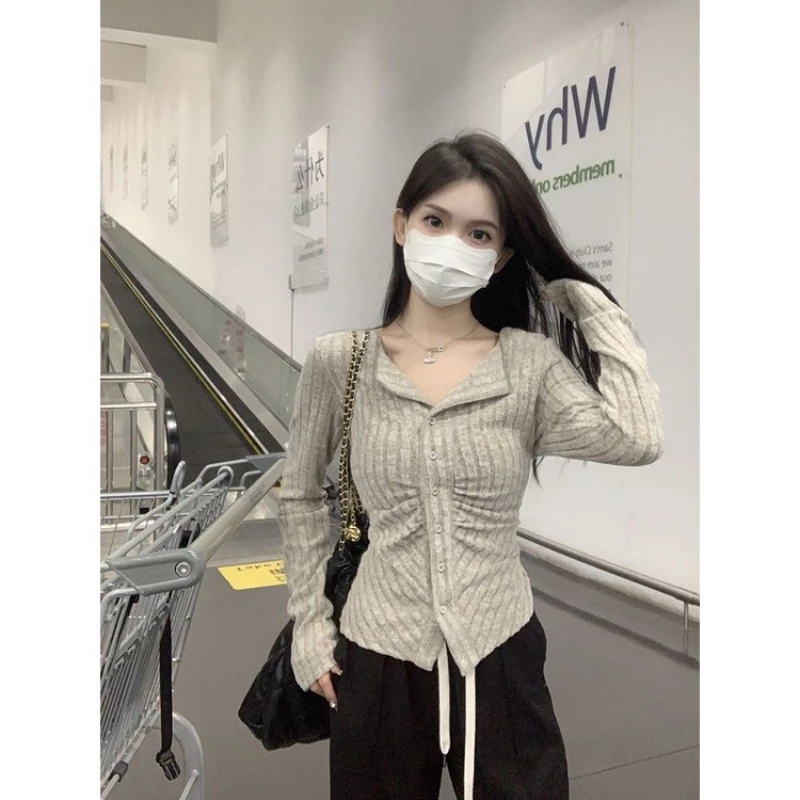 รีวิวเสื้อคาร์ดิแกนสไตล์เกาหลี สีพื้นใส่ไปทำงานก็รอด ใส่เที่ยวก็ปัง งบ 138 บาท 3