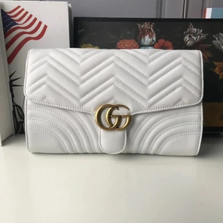 美品　GUCCI グッチ GG柄 ブラタックレザー スニーカー 40 1/2EJ 美品 GUCCI グッチ GG柄 ブラタックレザー スニーカー 40 1/2EJ