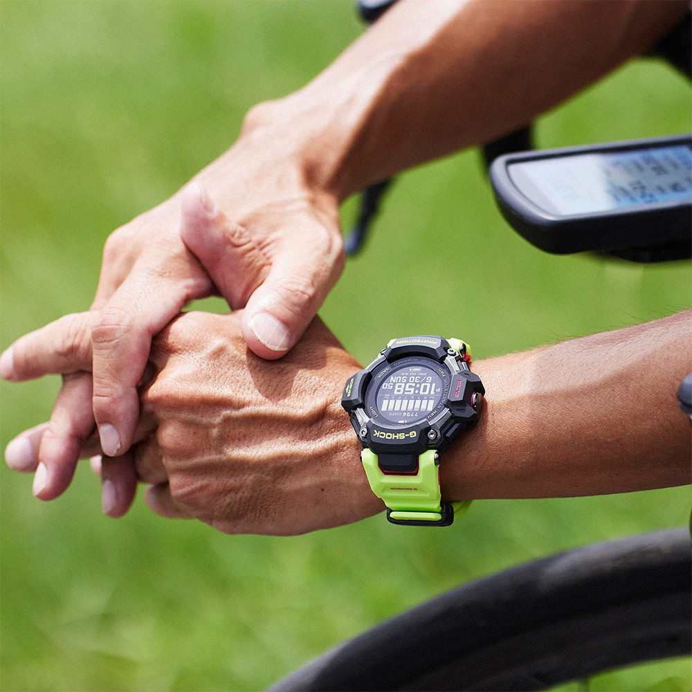 G-SHOCK スポーツ 多機能 腕時計 GBD-H2000 H954 G-SHOCKから心拍計とGPS機能を搭載した「GBD-H2000-1A9JR」「GBD