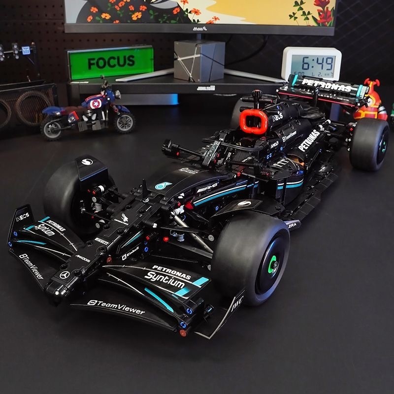 คลังสินค้าพร้อม] เข้ากันได้กับเลโก้ 1: 8 Mercedes-Benz F1 Racing Model ...