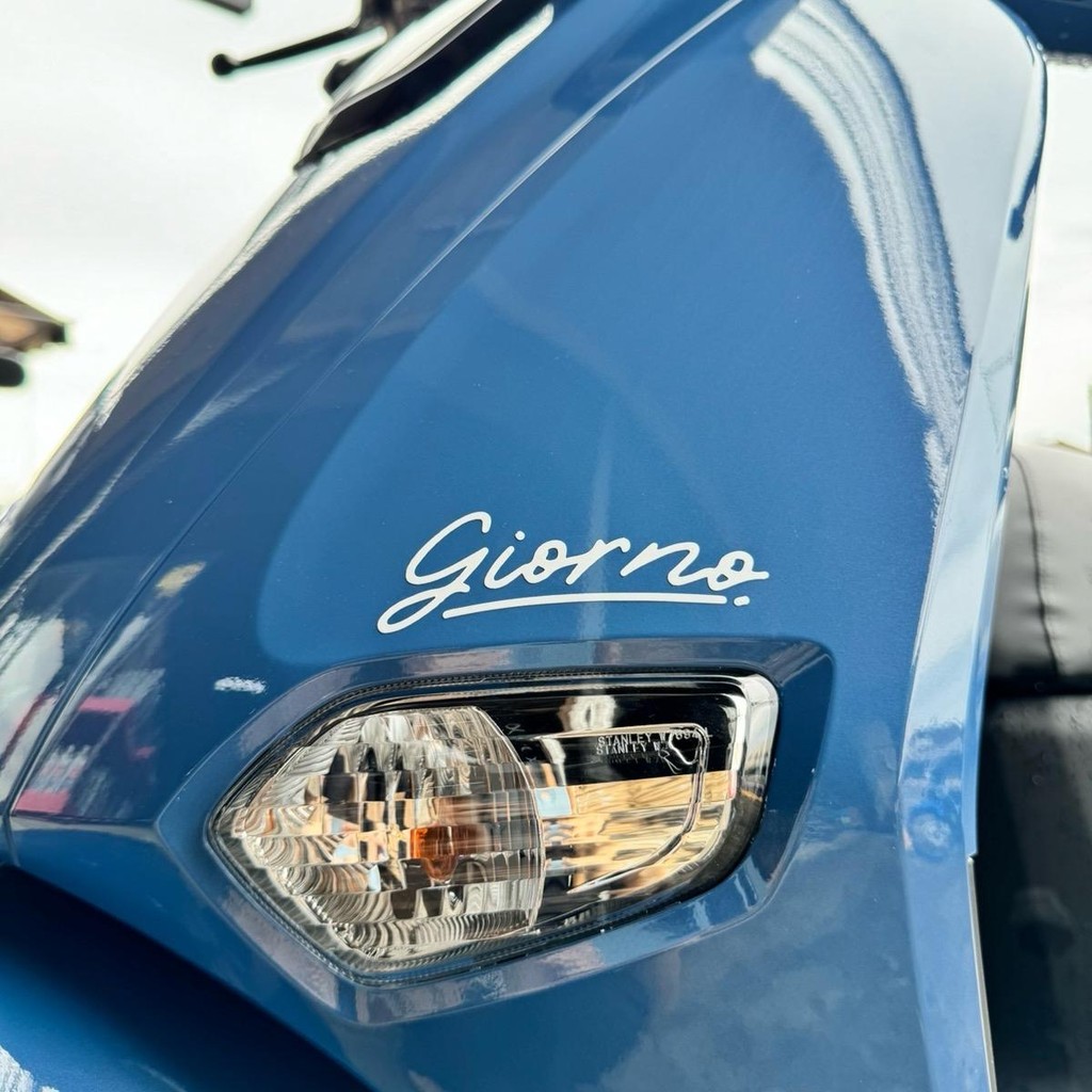 สติ๊กเกอร์ Giorno สติกเกอร์แต่งรถจีออโน่ สีขาว ลายเส้น TSTK00001 ...