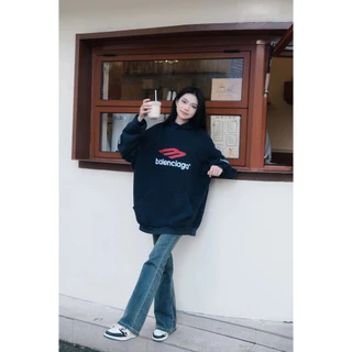 BALENCIAGA ユニセックス スウェット balenciaga เสื้อผ้าแฟชั่น ราคาพิเศษ | ซื้อออนไลน์ที่ Shopee