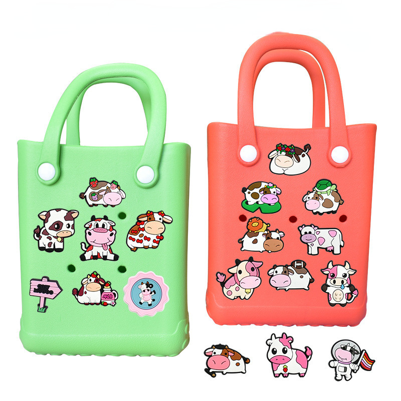 น่ารัก Milk Cow Croc Jibbits Dairy Cow Jibbitz รองเท้าสีชมพู Charms Crown Cows Crocs Jibitz