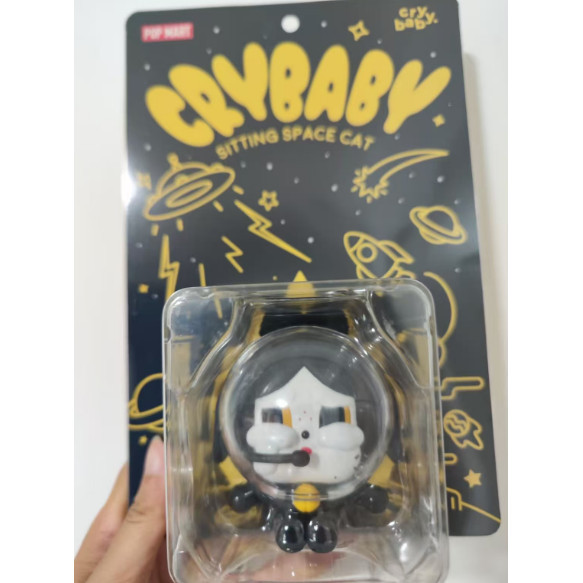 限定品】POP MART CRYBABY SITTING SPACE CAT