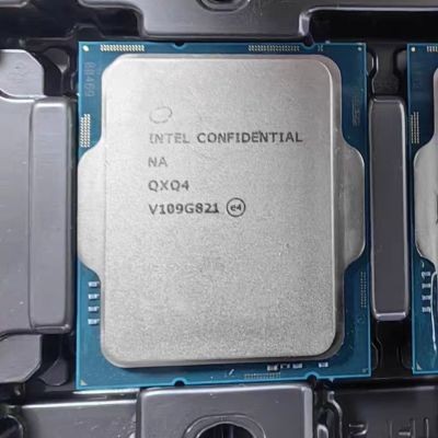 intel ES版 CPU QXQ4 i7-12700相当 ジャンク扱い