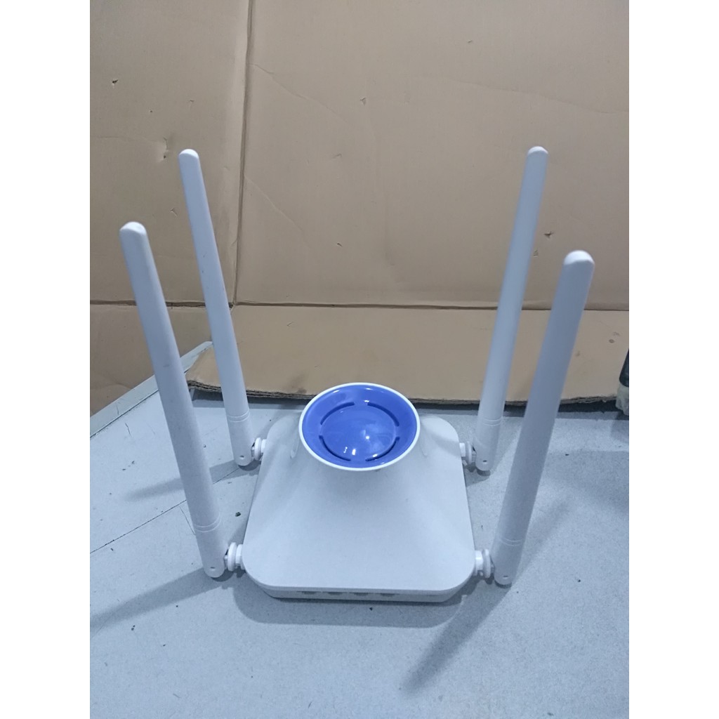 2nd Hand Good Tenda F6 300M 4-Antenna Wireless Router Wifi Repeater ...