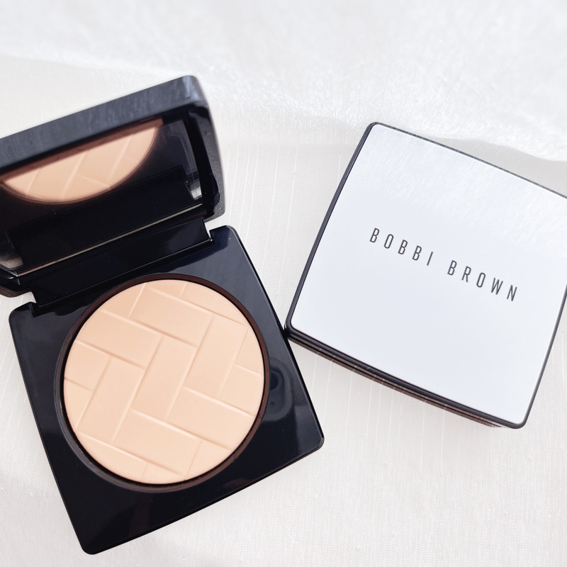 Bobbi BROWN Vitamin Moisture Pressed Powder Soft Focus ...