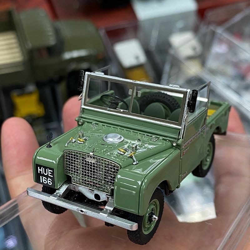 พร้อมสต็อก 1: 43 Century Dragon Original Land Rover Defender No. 1 