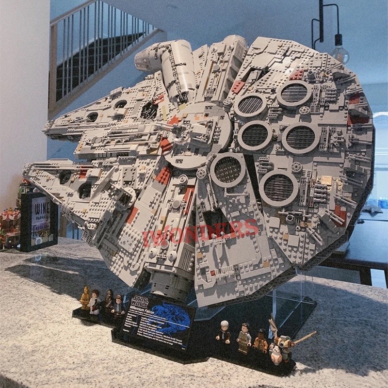 พร้อมขาตั้ง 75192 UCS Millennium Falcon Building Blocks ชุด 7541 PCS ...