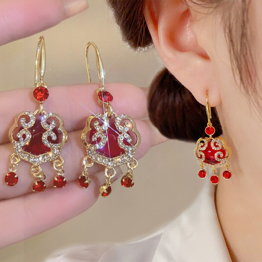 Niche Design Red Safe Lock ต่างหูสไตล์ใหม่ Classy Ruyi Longevity Lock ...