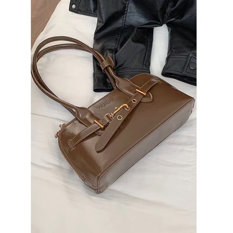Boston Bags Women's Retro Fashion Shoulder Underarm Bag