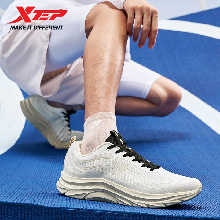 Xtep รองเท้าผู้ชายสำหรับฤดูใบไม้ร่วง สีดำ มีการรองรับและลดแรงกระแทกดี น้ำหนักเบา เหมาะแก่วิ่ง — รองเท้ากีฬา แบรนด์ Xtep ของแท้ 100% เช็คราคาจาก Shopee Lazada thumbnail 7