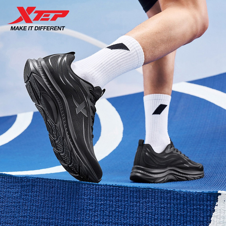 Xtep รองเท้าผู้ชายสำหรับฤดูใบไม้ร่วง สีดำ มีการรองรับและลดแรงกระแทกดี น้ำหนักเบา เหมาะแก่วิ่ง — รองเท้ากีฬา แบรนด์ Xtep ของแท้ 100% เช็คราคาจาก Shopee Lazada thumbnail 2