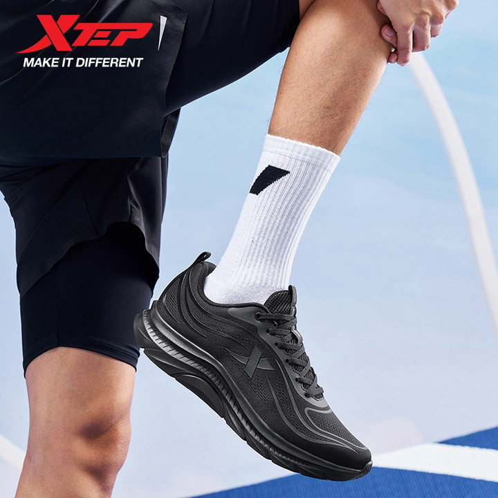 Xtep รองเท้าผู้ชายสำหรับฤดูใบไม้ร่วง สีดำ มีการรองรับและลดแรงกระแทกดี น้ำหนักเบา เหมาะแก่วิ่ง — รองเท้ากีฬา แบรนด์ Xtep ของแท้ 100% เช็คราคาจาก Shopee Lazada thumbnail 3