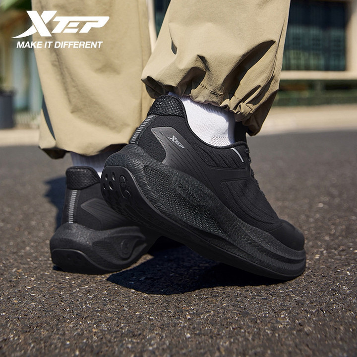 XTEP Shield | พื้นรองเท้าชั้นกลางหนา ช่วยดูดซับแรงกระแทกและเพิ่มความทนทาน - รองเท้าวิ่ง — รองเท้ากีฬา แบรนด์ Xtep ของแท้ 100% เช็คราคาจาก Shopee Lazada thumbnail 4