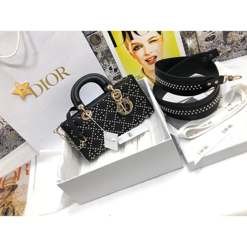 Dior Lady D-Joy กระเป๋าถือสไตล์ใหม่ แบบ Rivet Underarm Bag สำหรับหญิง ...