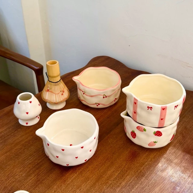ชามมัทฉะ Chawan ถ้วยเซรามิกญี่ปุ่น 550ml ชามมัทฉะแบบมีปากเท ถ้วยชงชาเขียว มีปากเท สไตล์มินิมอล