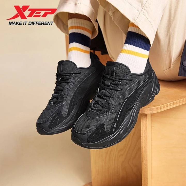 XTEP ผู้ชายรองเท้าสบายๆ 2025 ฤดูหนาว Durability Leisure Street สไตล์สนับสนุนกลางแจ้ง Rebound Retro ยางผู้หญิงรองเท้าผ้าใบ — รองเท้ากีฬา แบรนด์ Xtep ของแท้ 100% เช็คราคาจาก Shopee Lazada thumbnail 5