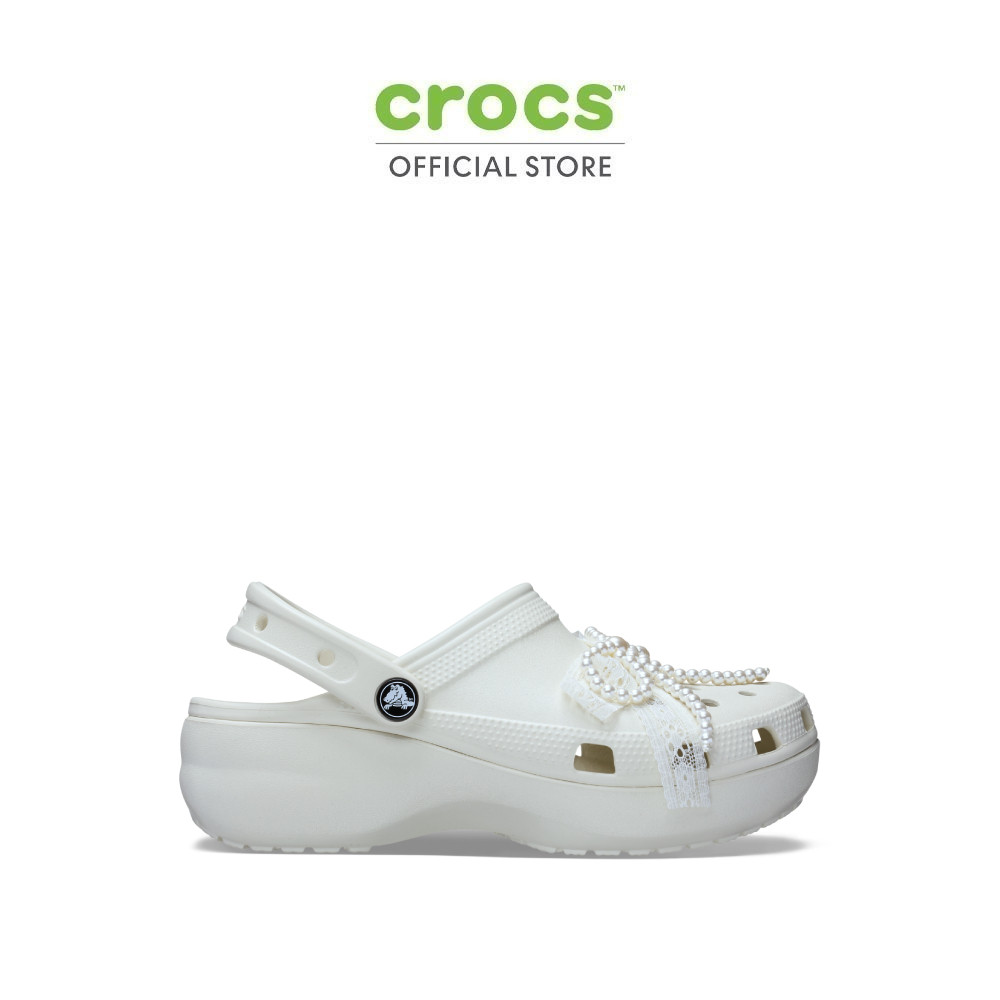CROCS รองเท้าลำลองผู้หญิง CLASSIC PEARLY LACE PLATFORM CLOG - LINEN ...
