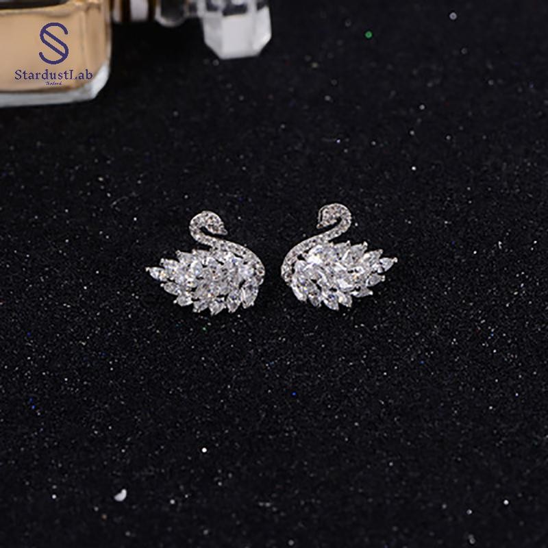 StardustLab 1 คู่แฟชั่นสีดําสีขาว Swan 925 เข็มต่างหูคริสตัล Rhinestone ...