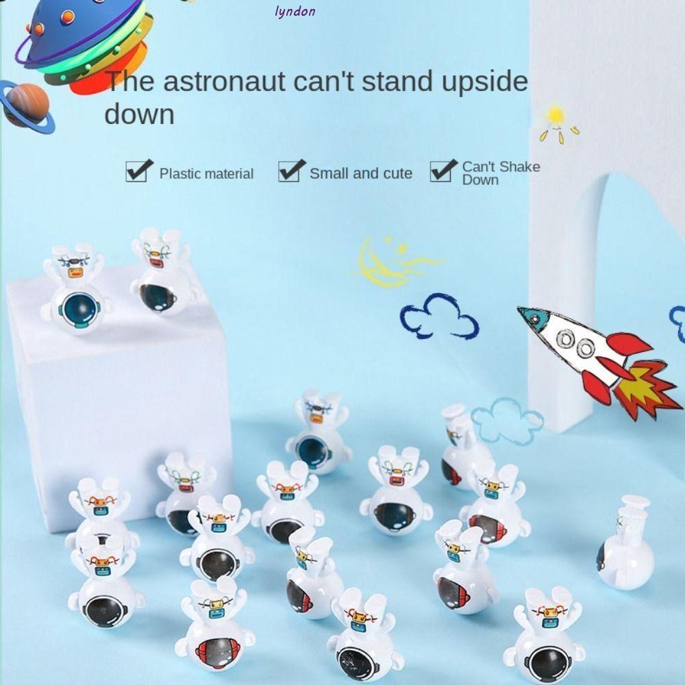 LYNDON 10 ชิ้น Inverted Mini Tumbler ของเล่น, นักบินอวกาศ Spaceman ...