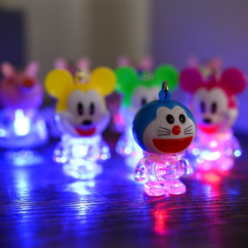 Doraemon Gopher Machine บรรยากาศการ์ตูนน่ารักของขวัญพวงกุญแจเรืองแสง ...