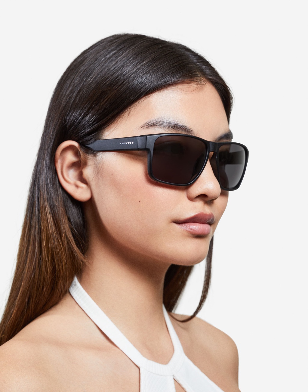 รายละเอียดเพิ่มเติมเกี่ยวกับ HAWKERS Black Dark FASTER Sunglasses for Men and Women, unisex. UV400 Protection. Official product designed in Spain 110001