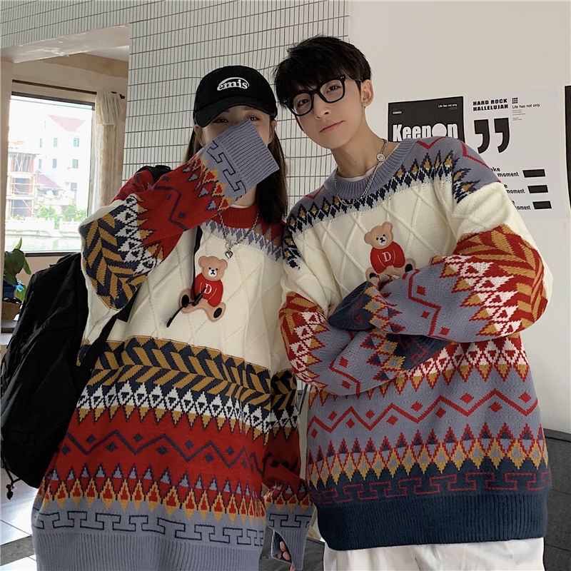 เกี่ยวกับสินค้า HANLU เสื้อกันหนาวผู้ชายแฟชั่นคริสต์มาสเสื้อถักคู่เทรนด์เกาหลีเสื้อโค้ทหลวมสบาย ๆ ระดับไฮเอนด์