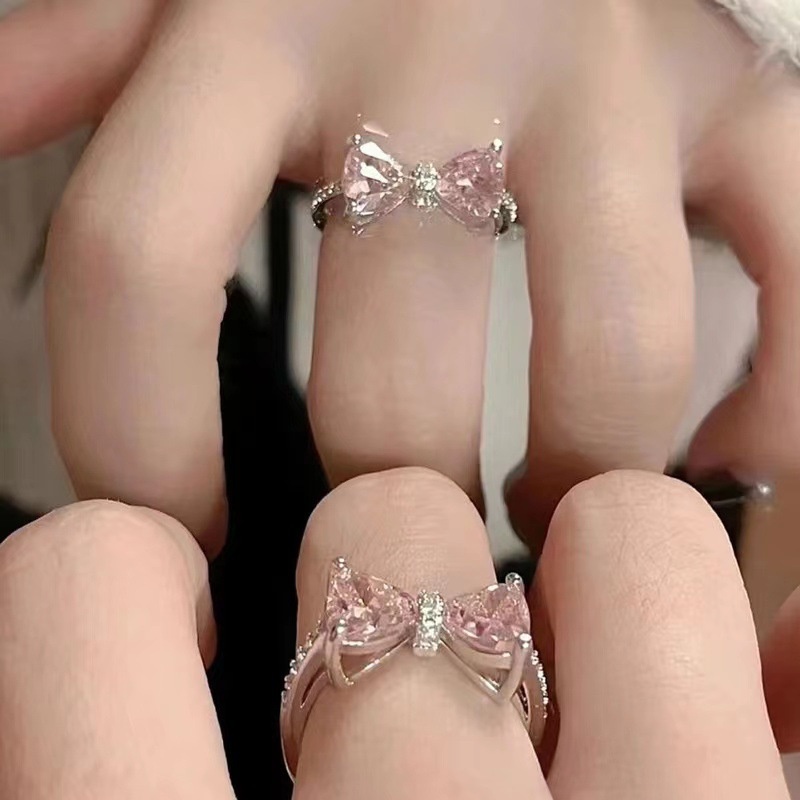 แหวนแฟชั่น-ประดับโบว์เพชร-สีชมพู