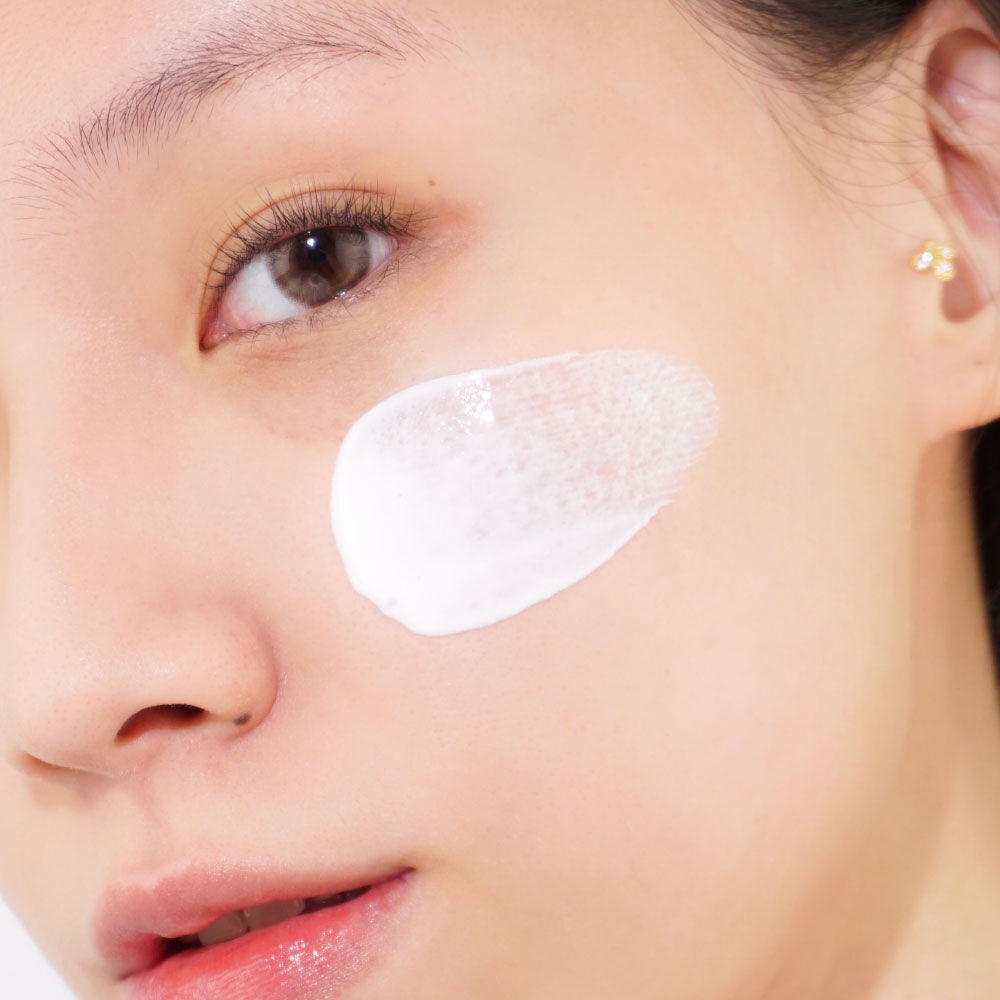 SASI Acne Sol Comfort Sunscreen SPF 50+ PA++++ 15ml ศศิ กันแดดเนื้อเซ ...