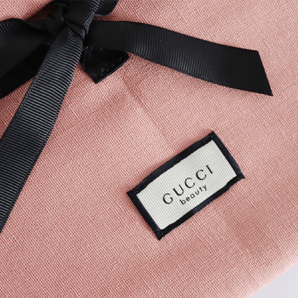 gucci-beauty-pink-pouch-make-up-bag-2022-จุของได้เยอะน้ำหนักเบา