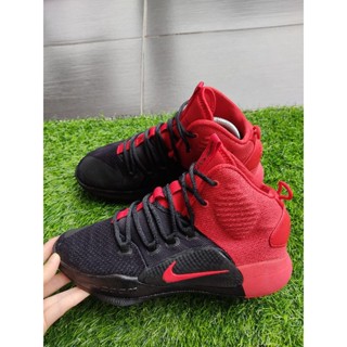 Nike hyperdunk red black sales