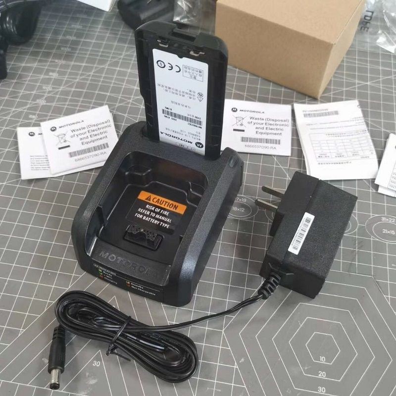 เครื่องชาร์จเครื่องส่งรับวิทยุ Motorola MTP3150 เครื่องชาร์จ MTP3250 ...