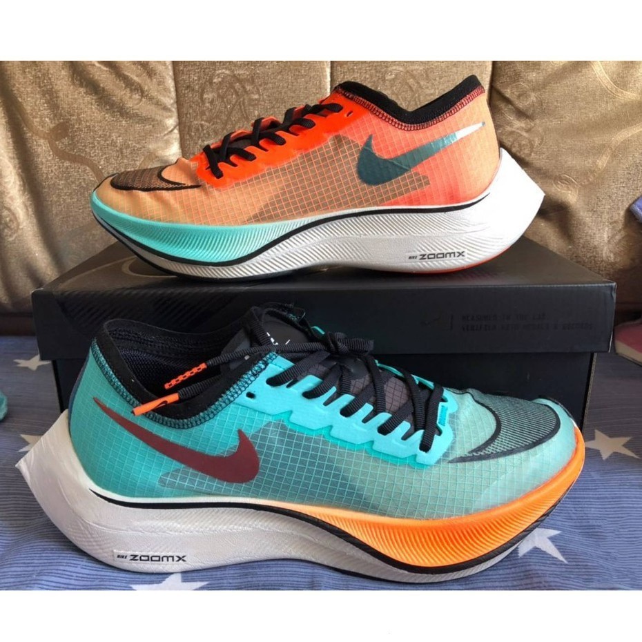 NIKE ZoomX Vaporfly NEXT% 
